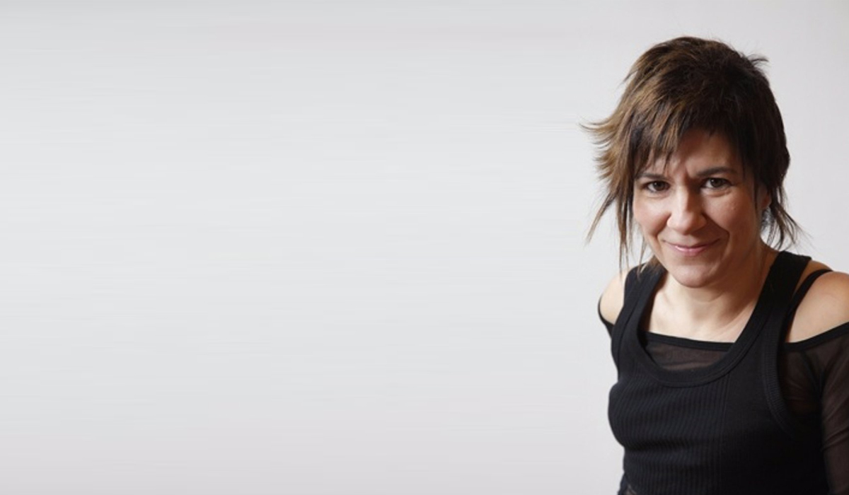 நட்பிற்காக ஒரு மனிதனைத் தேடி மற்றும் இன்னும் பல..