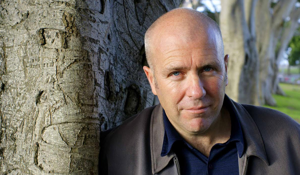 ஒரு வக்கிரம் மிகுந்த மரணவெறியீடுபாடு அந்தச் சமூகத்தையே ஒட்டு மொத்தமாகப் பீடித்திருந்தது